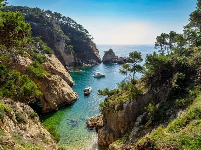 Escondites de artistas: la cala de Palamós donde Mazoni suele ir a hacer 'reset'