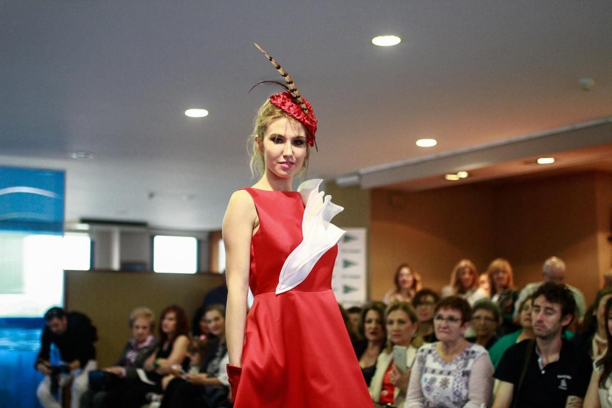 Desfile de moda con Higinio Mateu y Dolores Cortés