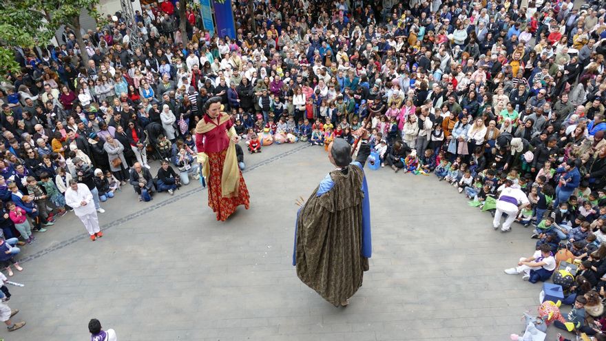 Especial fires i festes de la Santa Creu