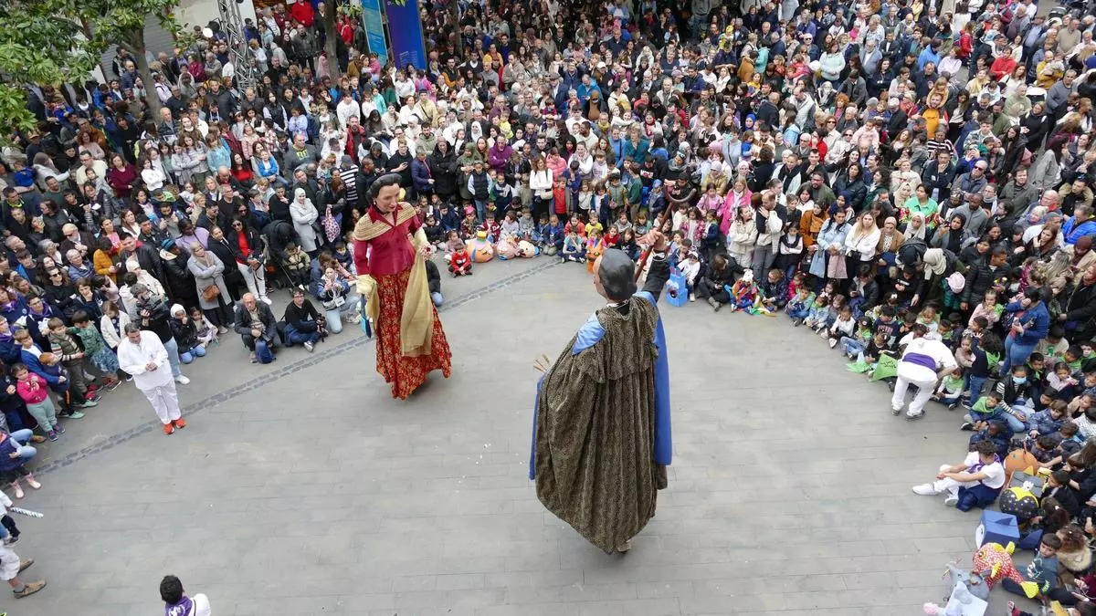Especial fires i festes de la Santa Creu