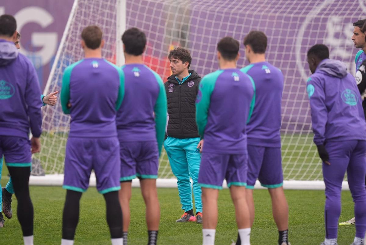 Sisinio González, durante el entrenamiento del Real Valladolid de este lunes.