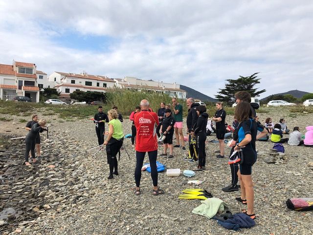 Els docents de l'Alt Empordà adquireixen els coneixements de l'entorn al cap de Creus