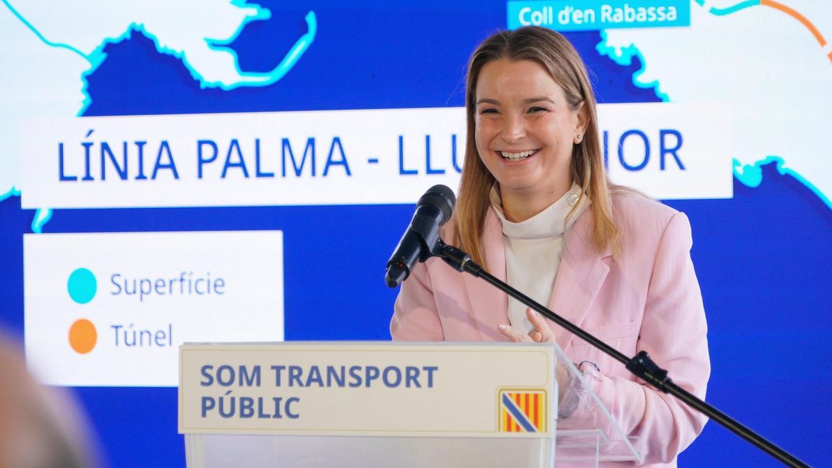 La presidenta Marga Prohens, durante la presentación del proyecto del tren Palma-Llucmajor, en octubre de 2024.