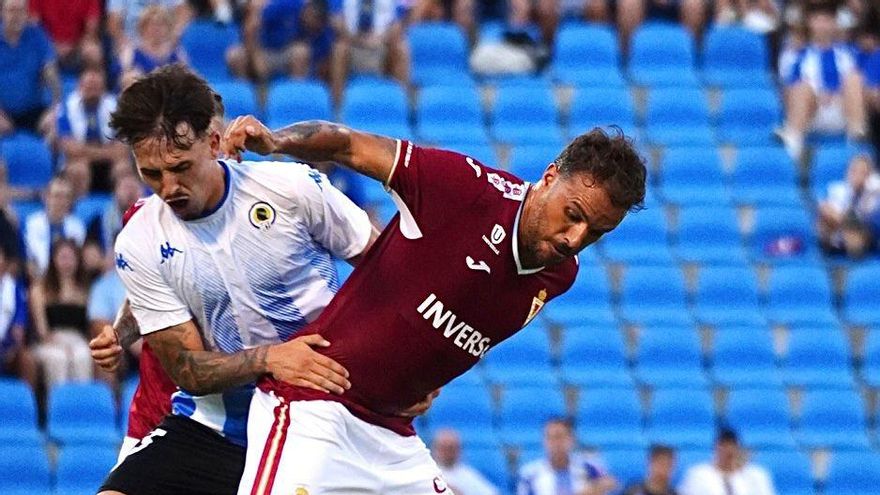 El Real Murcia cae en el Rico Pérez en su tercer amistoso (1-0)