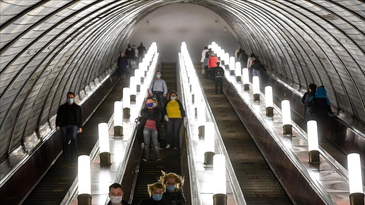 Estación de metro de Savyolovskaya en Moscú