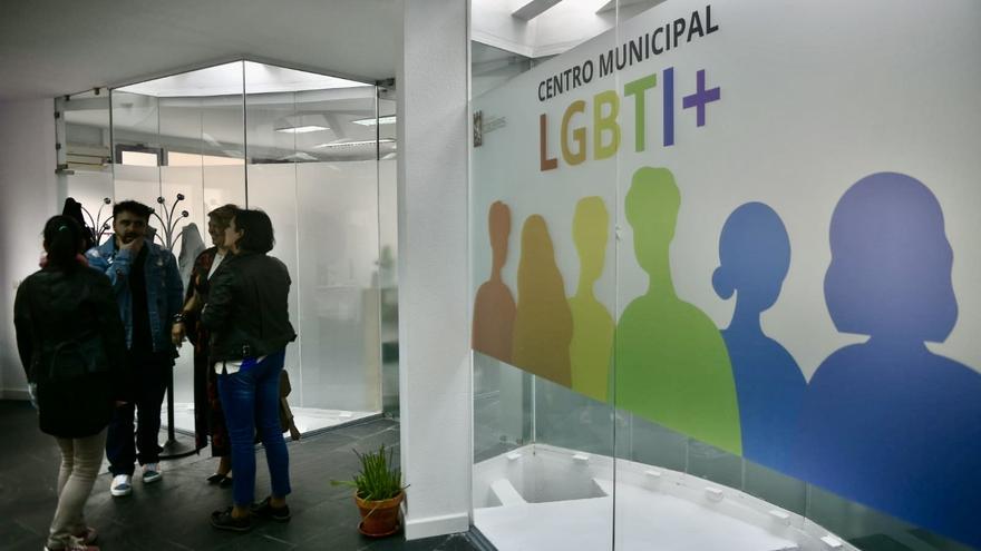 De Par en Par: el consistorio inaugura el centro LGBTI de Los Fratres en Cáceres