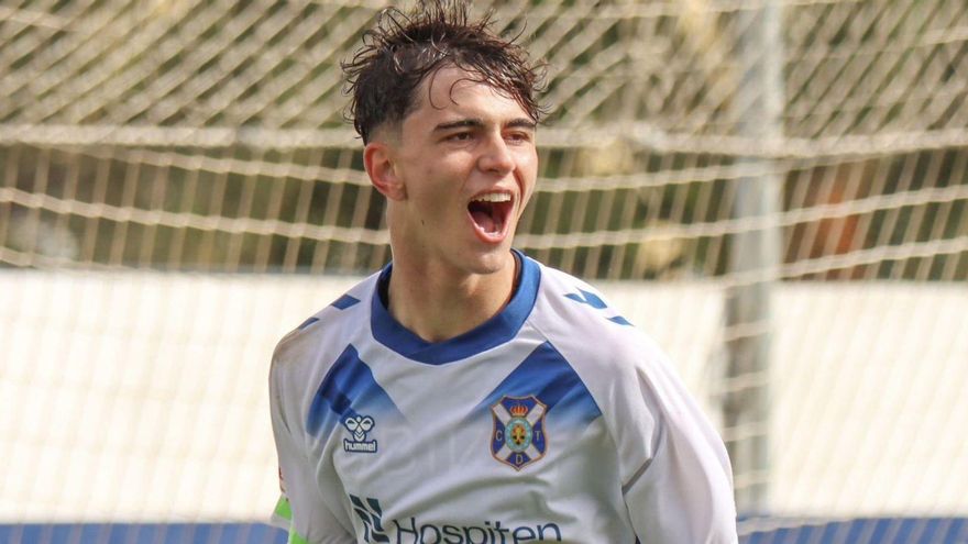 Omar y Dani rubrican otro triunfo del CD Tenerife B en casa