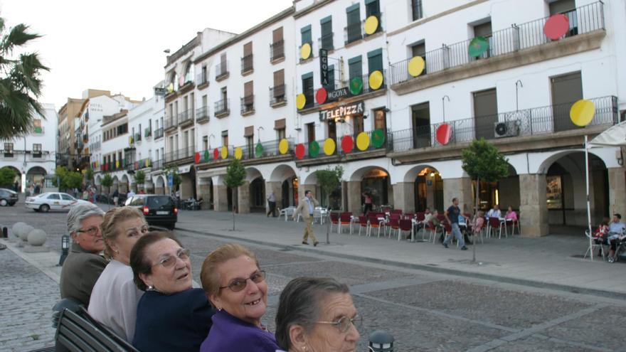 El alcalde de Cáceres valora de manera «muy seria» optar a la Capitalidad 2031