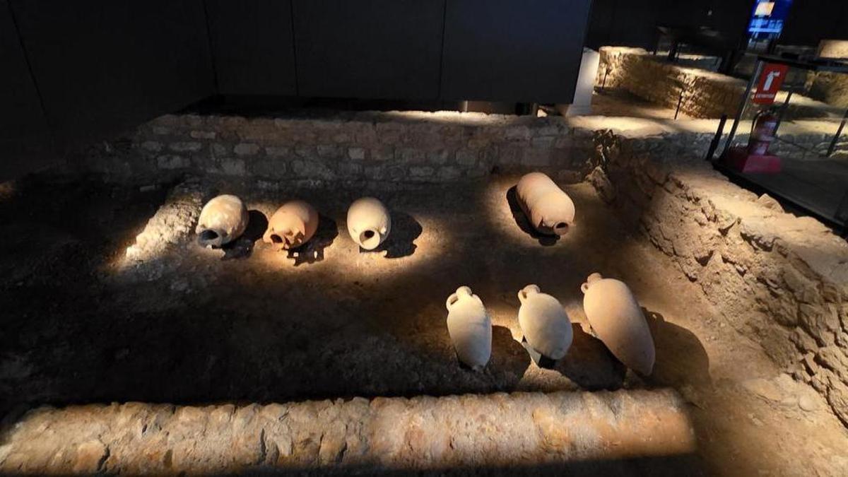 Cerámica histórica en el museo de l'Almoina