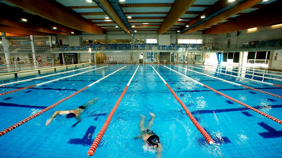 Una piscina en una imagen de archivo.