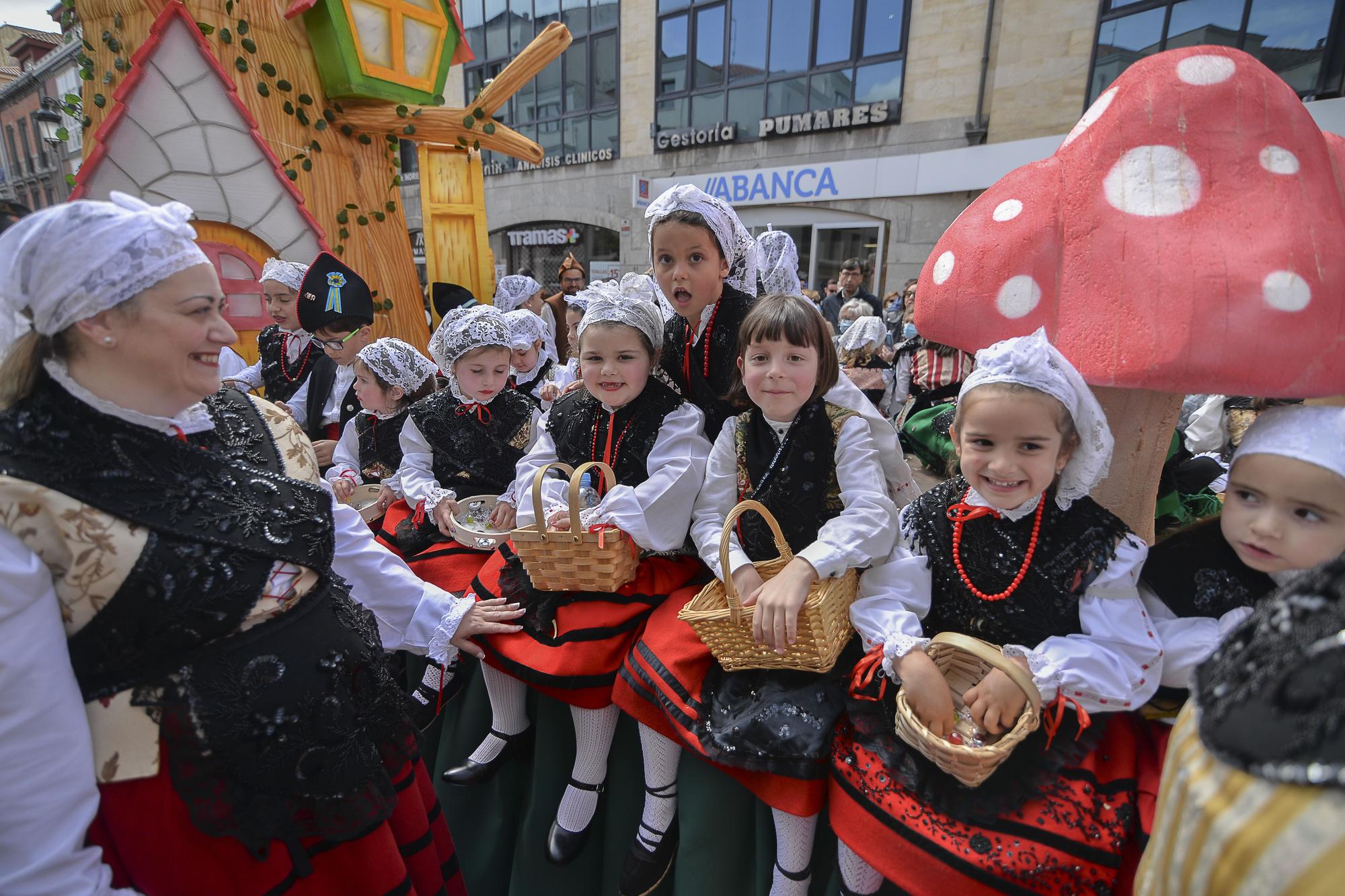 Inicio de las fiestas del Bollo de Avilés