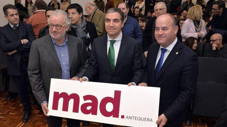 Francés, Bendodo y Manuel Barón, en la presentación del MAD.