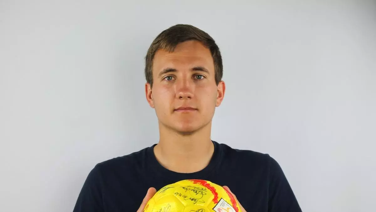 Pavlo Bylo, el guardià del Mas Oliva que aixeca el seu tercer Amos de l'Àrea