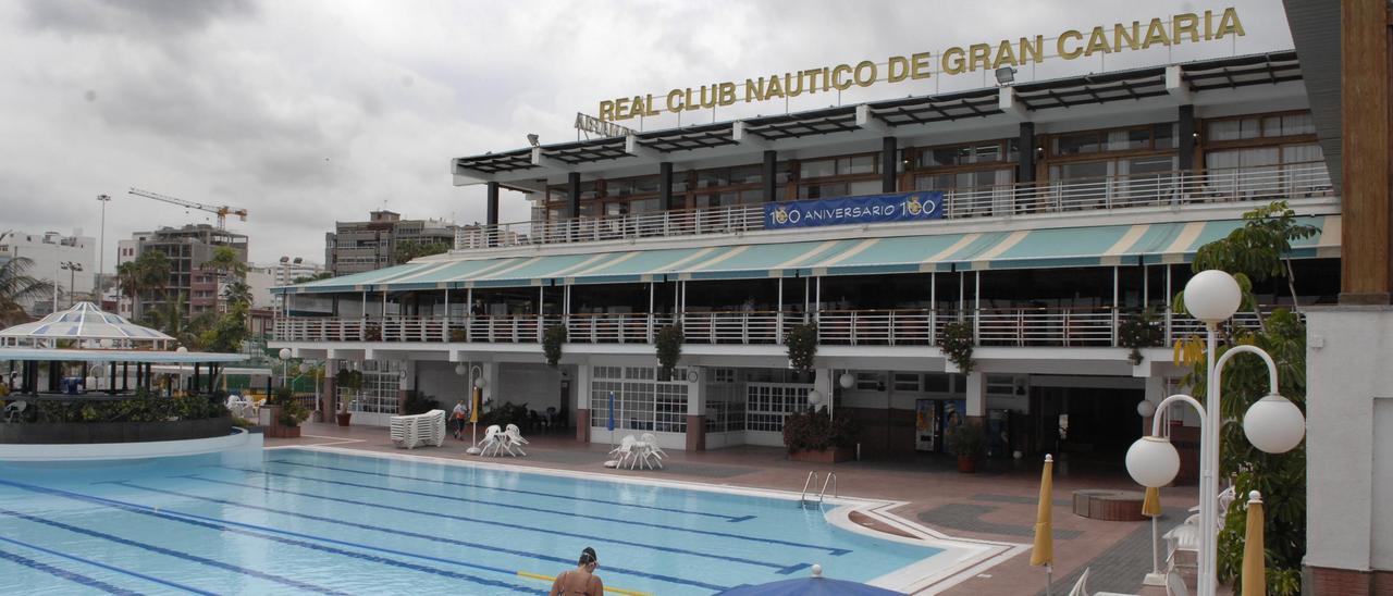 La zona de piscina del Club Náutico, en una imagen de archivo.