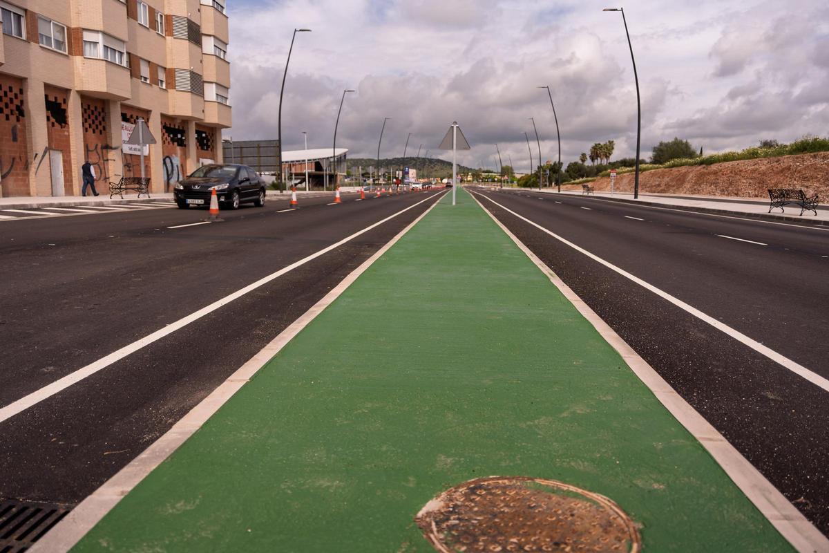 Avenida de Felipe VI de Mérida tras las obras.
