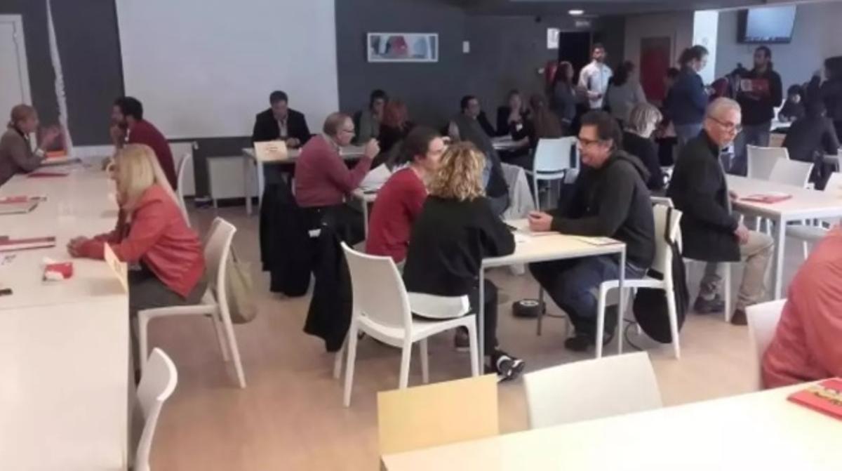 Joves de la Cerdanya en una fira del treball