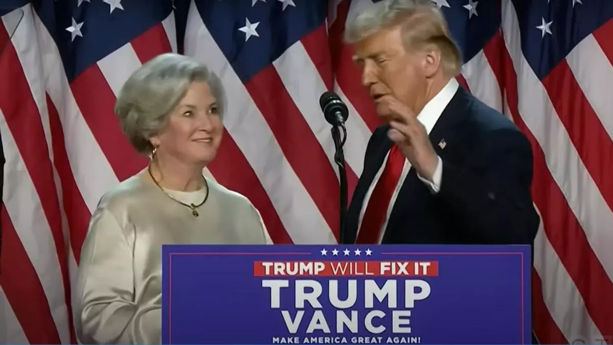 Trump elige como jefa de gabinete a Susie Wiles, cerebro de su campaña y primera mujer en el cargo