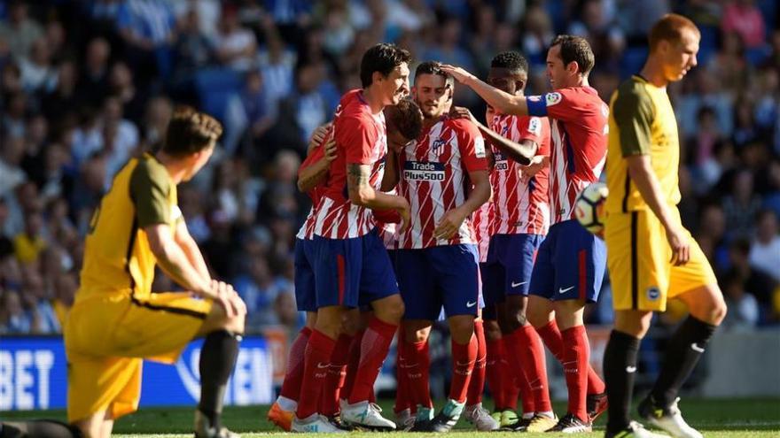 El Atlético gana con apuros y altibajos al Brighton