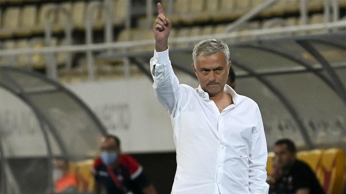 Mourinho explica cómo descubrió que las porterías eran pequeñas