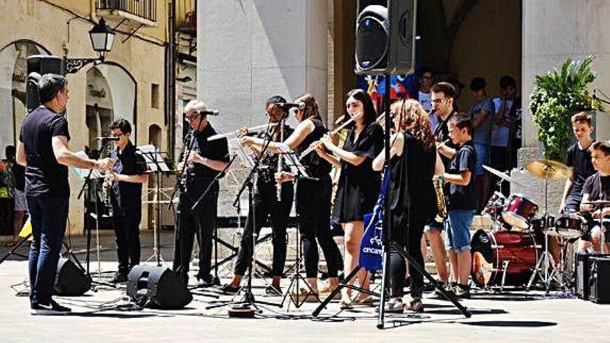 Joves talents d&#039;escoles de música de la demarcació actuaren dissabte.