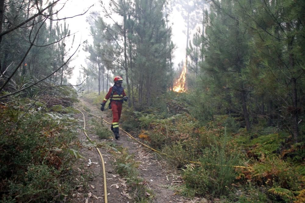 El fuego arrasa 6.000 Ha en Galicia en 4 días