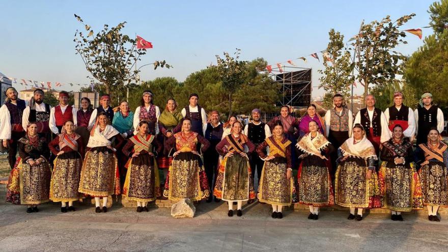 La Asociación Etnográfica Don Sancho en el viaje que hicieron el año pasado a un festival a Turquía. | Cedida