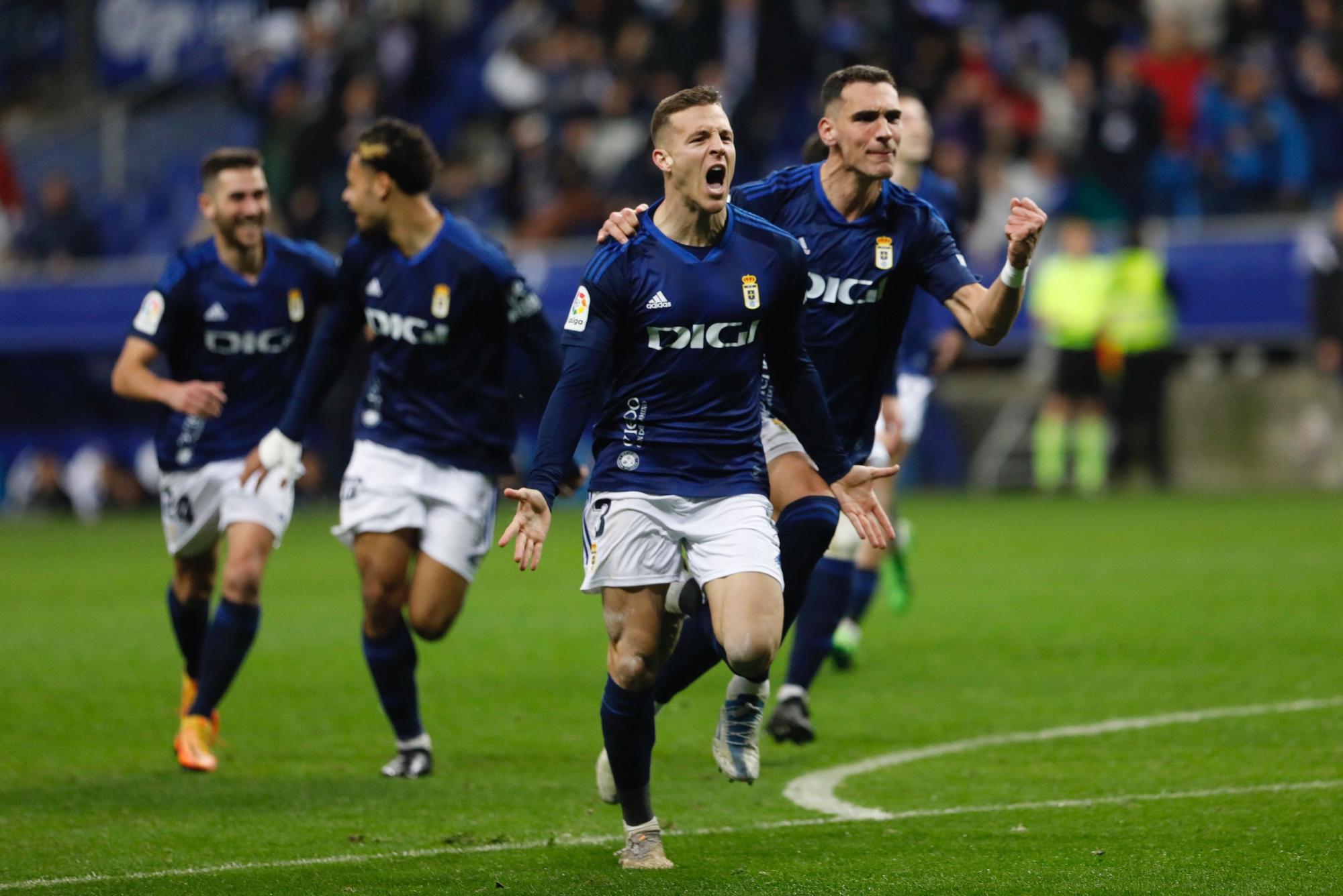 En imágenes: Así fue el Real Oviedo-Alavés disputado en el Tartiere