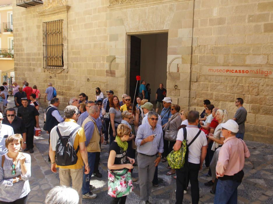 Las principales pinacotecas de la ciudad registraron una gran afluencia de público en una jornada de puertas abiertas y actividades extra