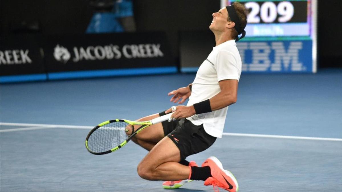 Rafa Nadal cayó de rodillas al confirmarse su pase a semifinales