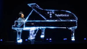 Lang Lang posa música al centenari de Telefónica | C