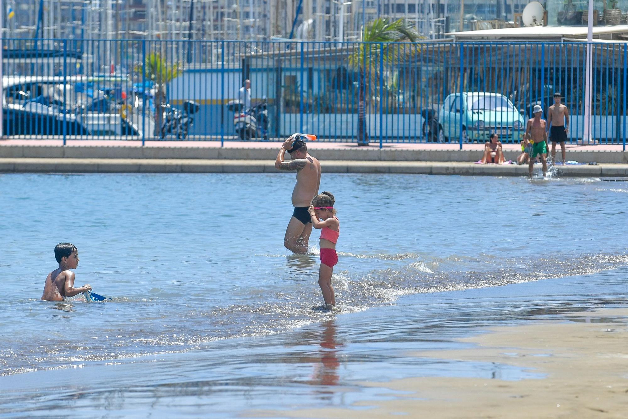 Las Alcaravaneras y La Puntilla se reabren al baño