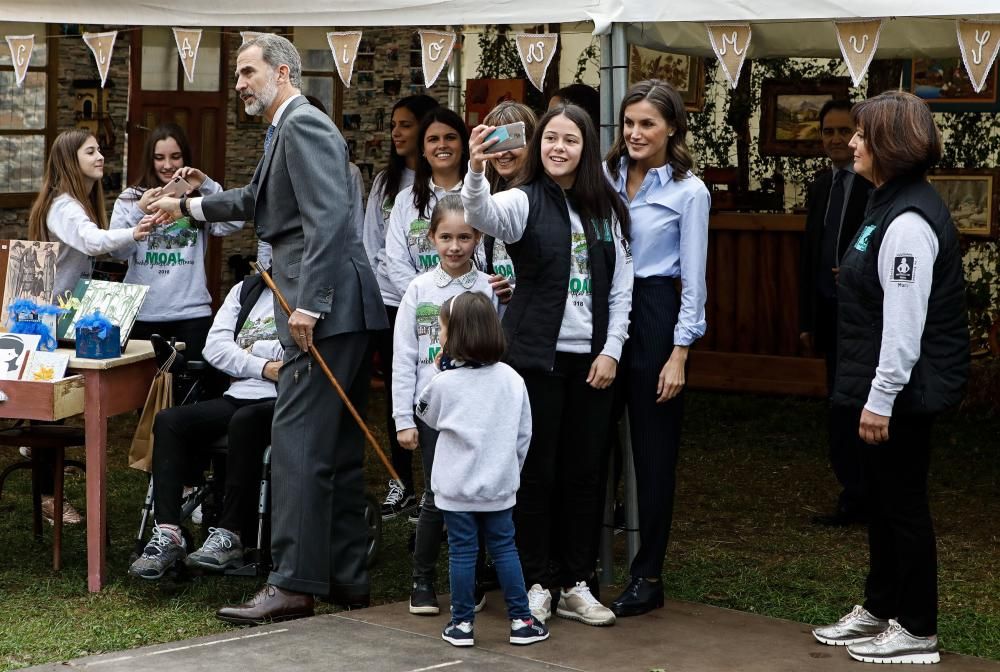 Premios Princesa de Asturias 2018: Los Reyes visitan Moal, "Pueblo Ejemplar" 2018