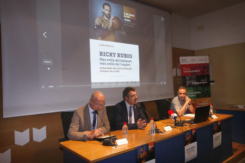 Ricky Rubio parla dels seus projectes socials a Banyoles