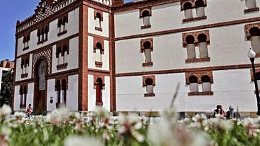 Plaza de toros de El Bibio.  Juan Plaza