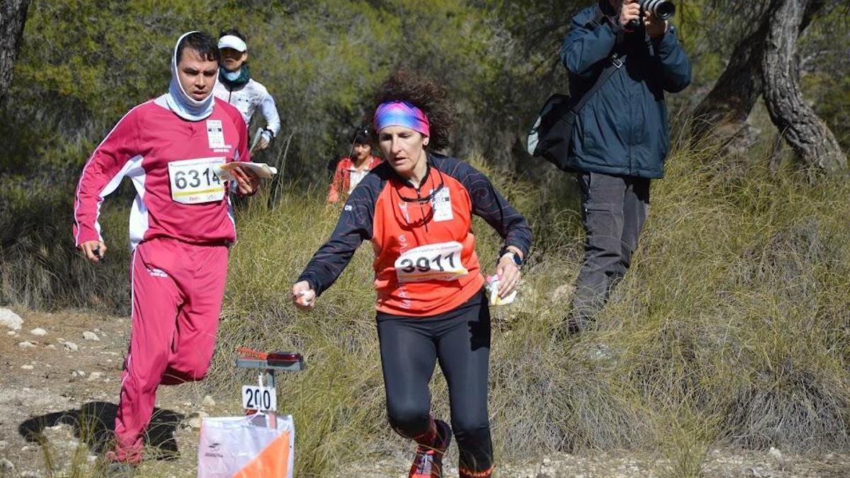 Domi Fraile, del CAX Orientació, durante la carrera en Murcia.