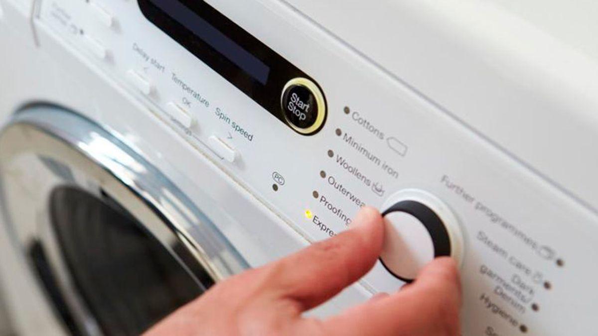 El truco para evitar que las sábanas se enreden en la lavadora o formen bolas y atrapen a la ropa
