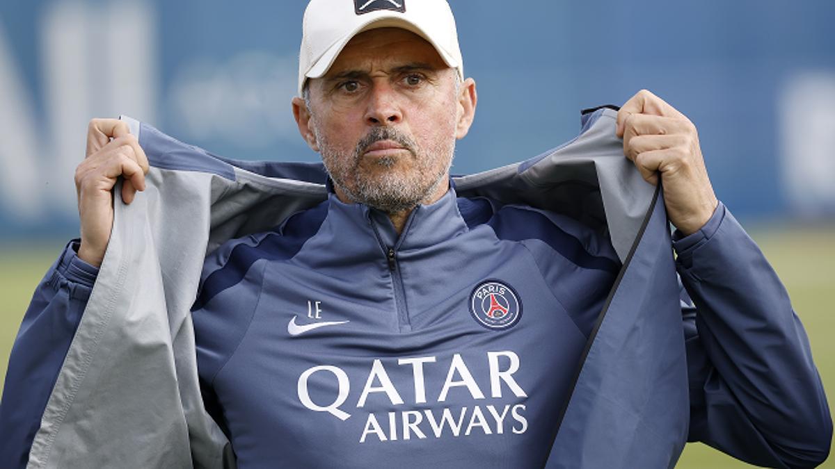 ¡Luis Enrique levanta el título de la Champions por segundo año consecutivo!