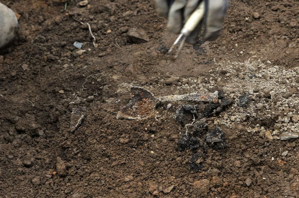 Excavación en la fosa de Parasimón