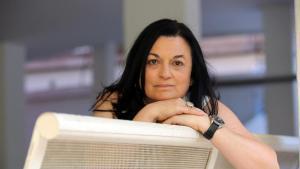 La escritora Brugués Mitjans, autora de Los herederos de la codicia.