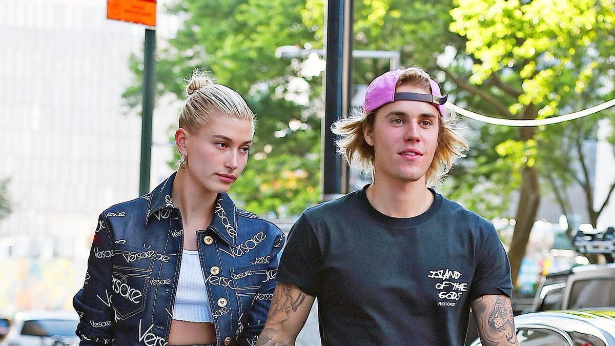 Hailey Baldwin y Justin Bieber por las calles de Nueva York