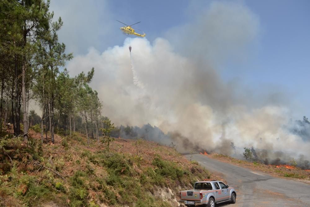 Incendio forestal en San Salvados de Meis