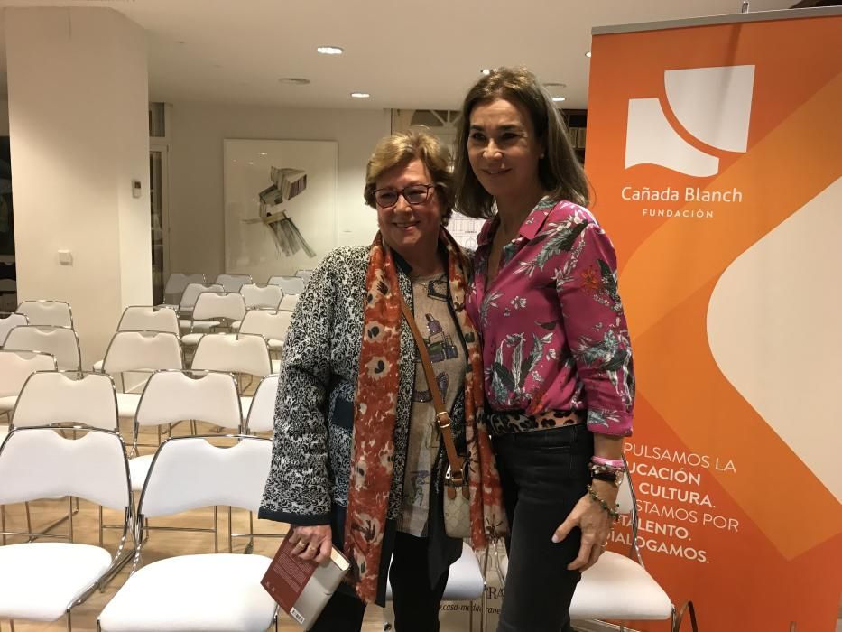 Carmen Posadas visita València