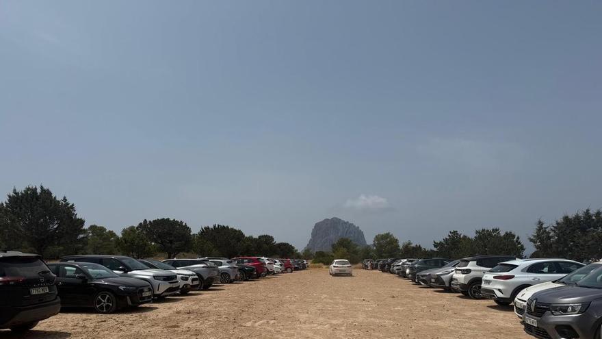 Cala d’Hort car park unexpectedly reopens