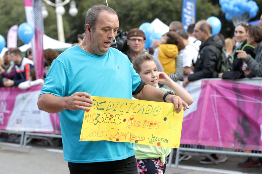 Marea en València contra el Cáncer de Mama