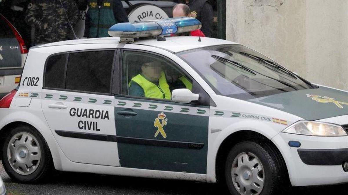 Un hombre mata a su mujer y sus dos hijos de 6 y 7 años y se suicida en ...