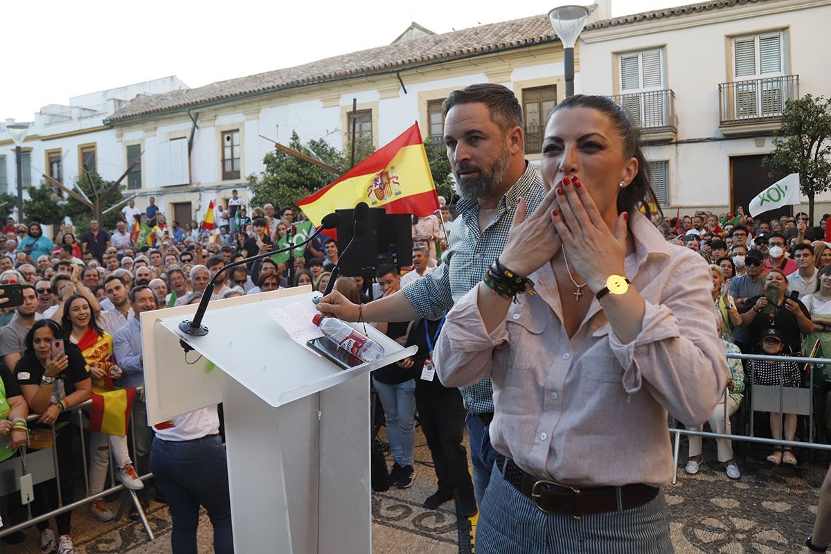 En imágenes el mitin de Vox en Córdoba con Abascal y Olona