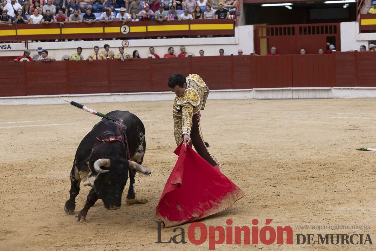 Tarde histórica en Abarán con la alternativa de José María Trigueros y el indulto de Tomás Rufo, junto a Castella salieron a hombros