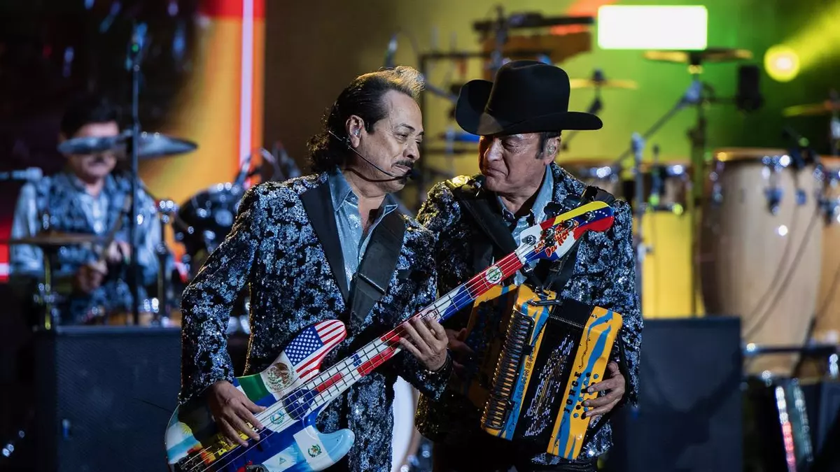 Pirineos Sur 2025 arrancó este jueves con la gran fiesta de Los Tigres del Norte
