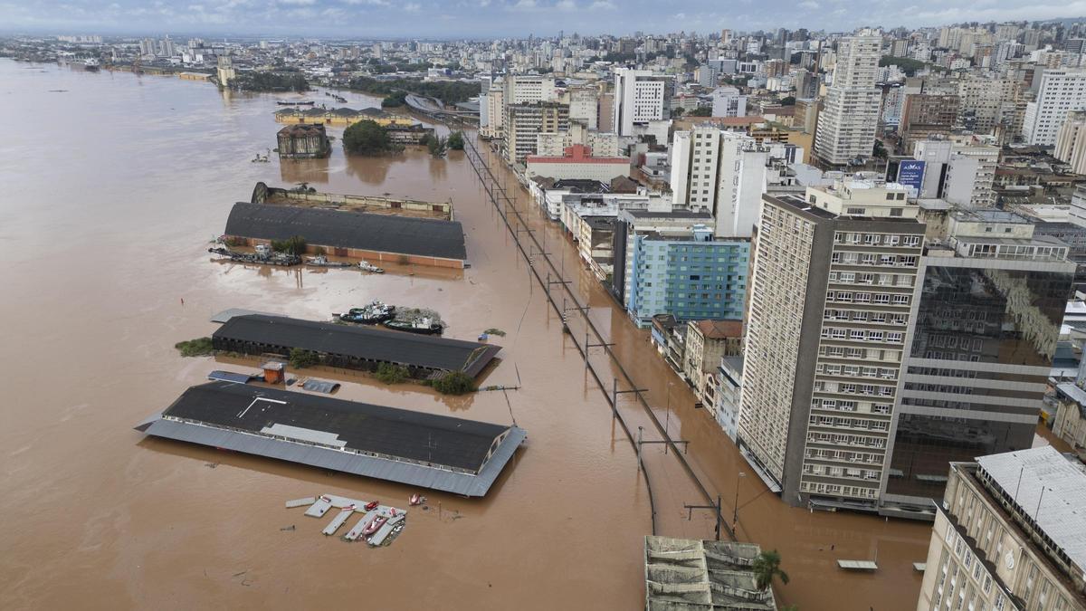 Brasil intenta contener la tragedia provocada por las inundaciones