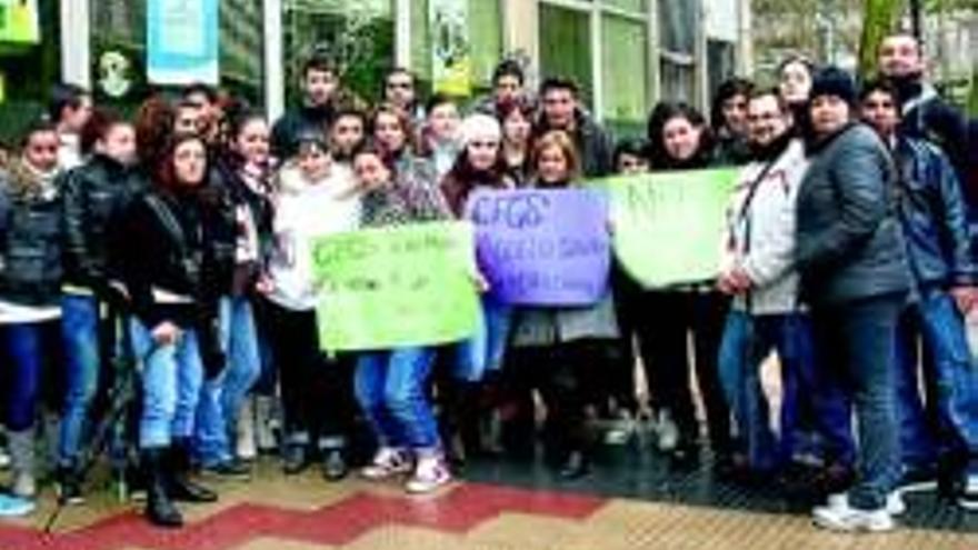 Alumnos de Formación Profesional protestan por la reforma de selectividad